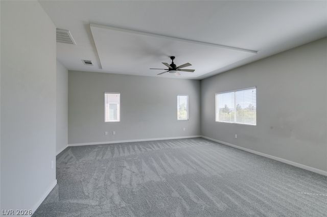 8575 Old Daylily Lane, Las Vegas, NV 89113
