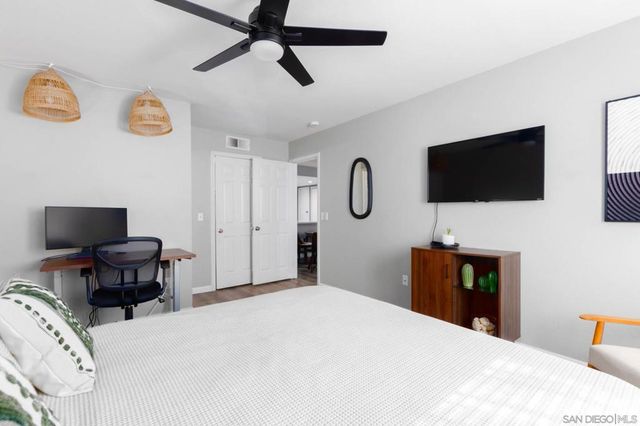 106 Mangano Cir, Encinitas, CA 92024