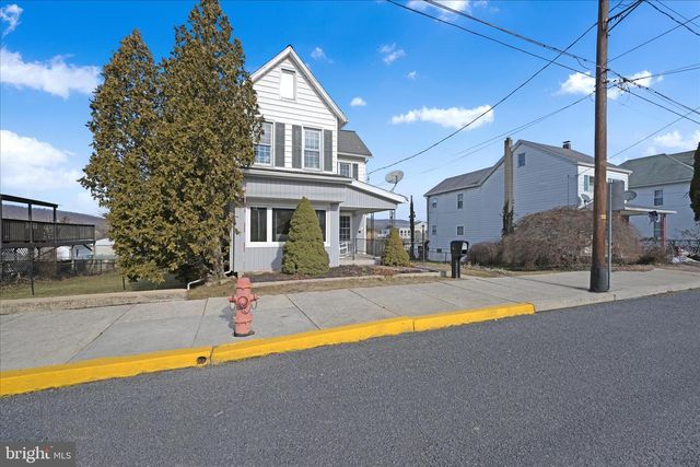 64 S SCHUYLKILL ST, Cressona, PA 17929