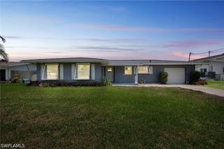 1638 SE 28th ST, Cape Coral, FL 33904