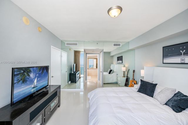 465 E Brickell Ave 5305, Miami, FL 33131