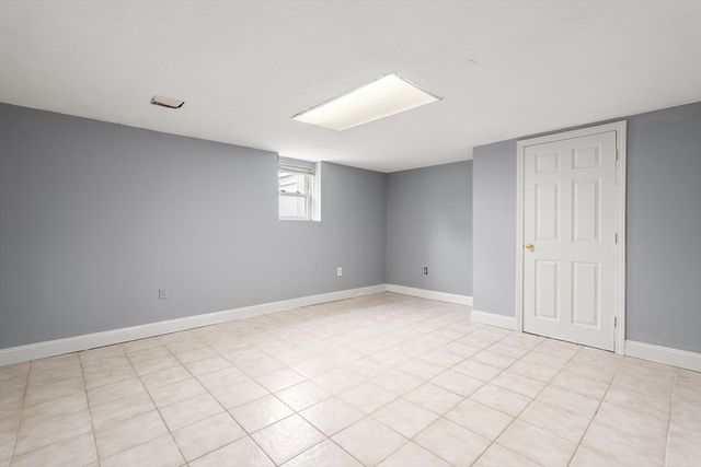 101 Kenberma St, Hull, MA 02045
