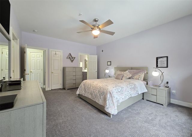 120 Kettles Lane, Medford, NY 11763