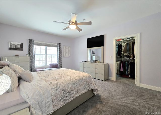 120 Kettles Lane, Medford, NY 11763