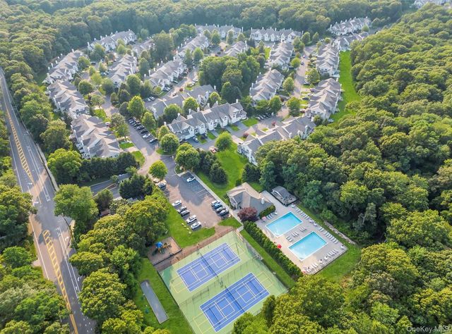 120 Kettles Lane, Medford, NY 11763