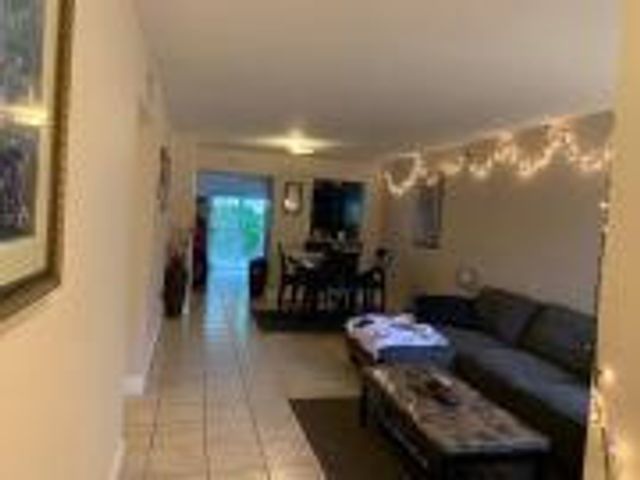 4785 SW 62nd Avenue 102, Davie, FL 33314