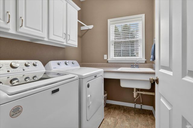 1307 Ashbury Court, Goshen, IN 46526