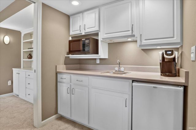 1307 Ashbury Court, Goshen, IN 46526