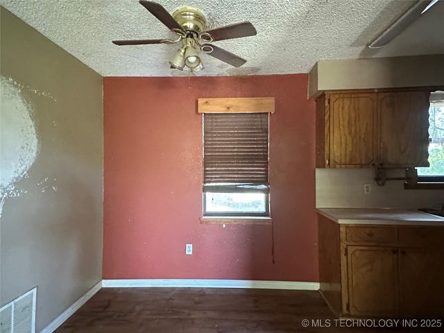 500 NW 2nd, Wilburton, OK 74578