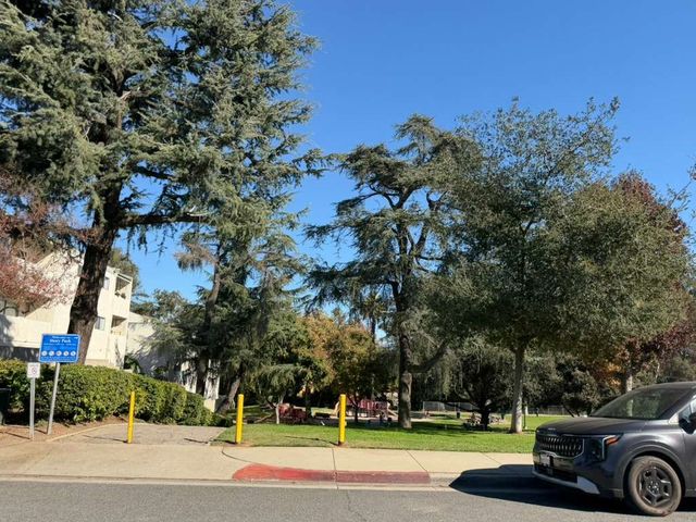 330 N Chapel Avenue 212, Alhambra, CA 91801