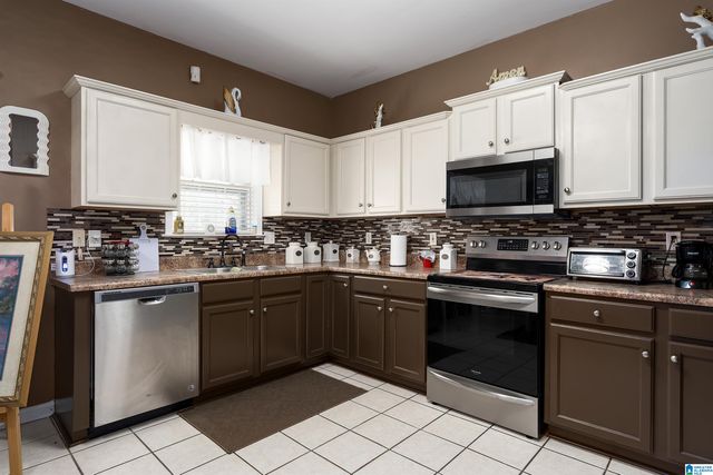 6336 OVERLOOK DRIVE, Bessemer, AL 35022