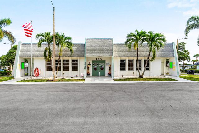 2638 Gately Drive E 1, West Palm Beach, FL 33415