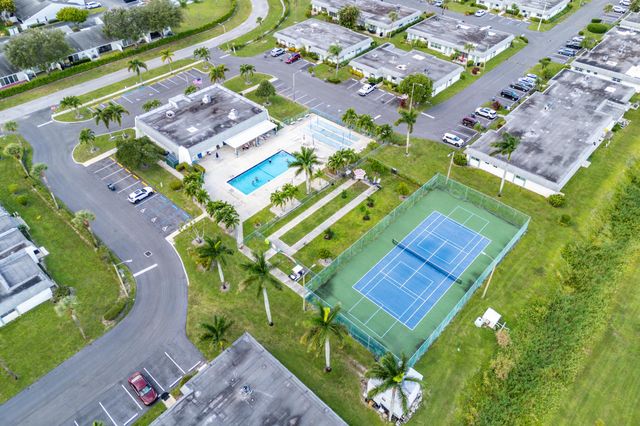 2638 Gately Drive E 1, West Palm Beach, FL 33415