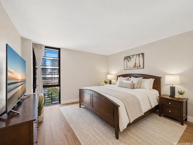 2410 Cleghorn Street 1904, Honolulu, HI 96815