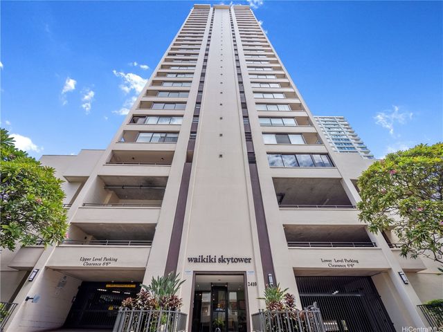 2410 Cleghorn Street 1904, Honolulu, HI 96815