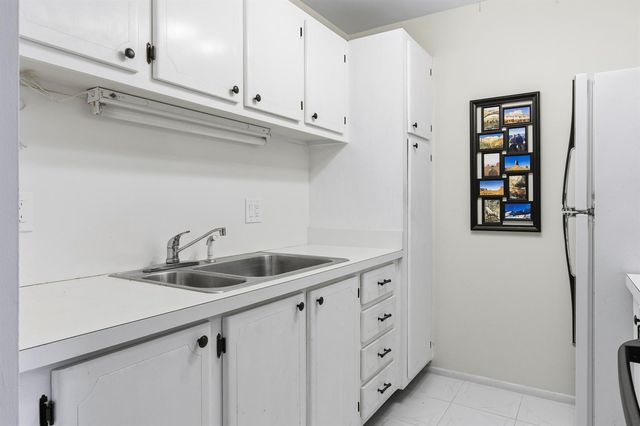 100 Doolen Court 203, North Palm Beach, FL 33408