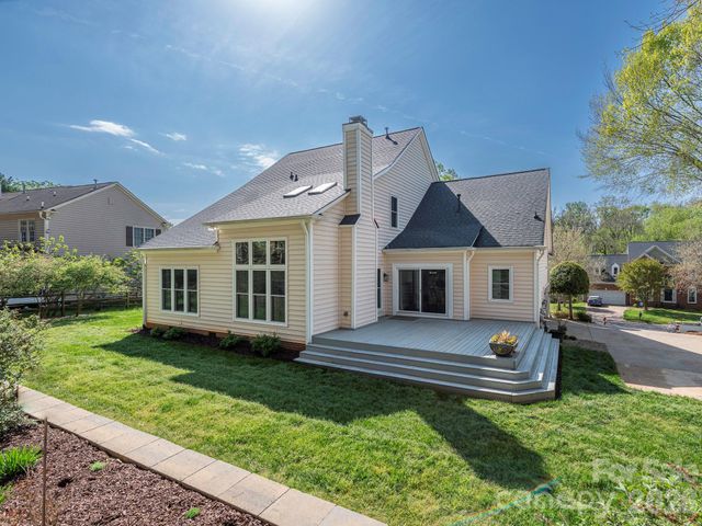 2824 Providence Spring Lane, Charlotte, NC 28270
