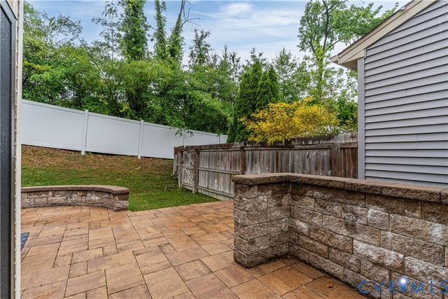 7922 Wistar Woods Ct, Henrico, VA 23228