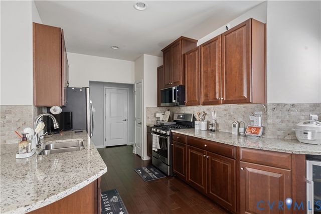 7922 Wistar Woods Ct, Henrico, VA 23228