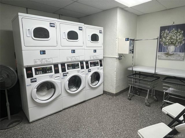 36 Pondfield Road W 2A, Bronxville, NY 10708