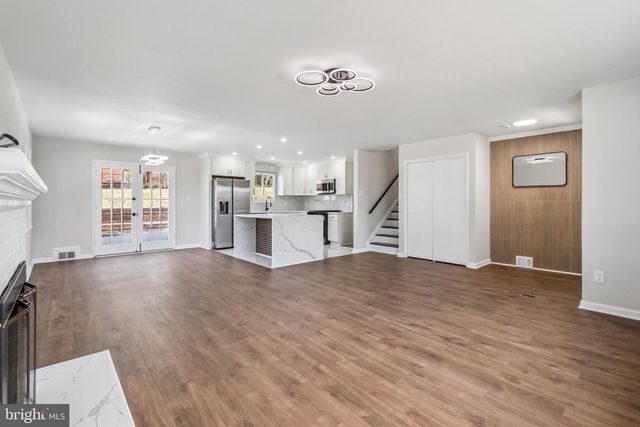 6301 JULIAN ST, Springfield, VA 22150