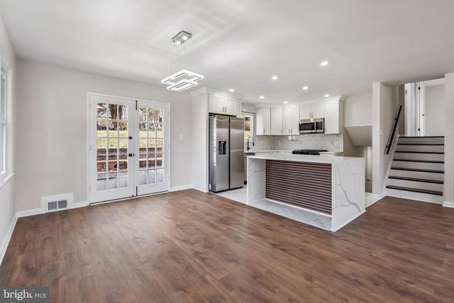 6301 JULIAN ST, Springfield, VA 22150