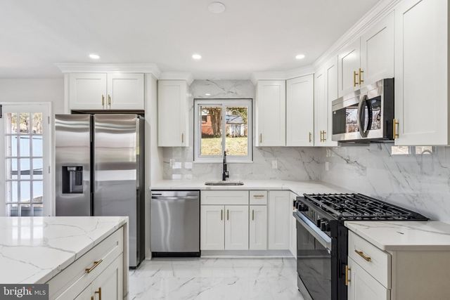 6301 JULIAN ST, Springfield, VA 22150