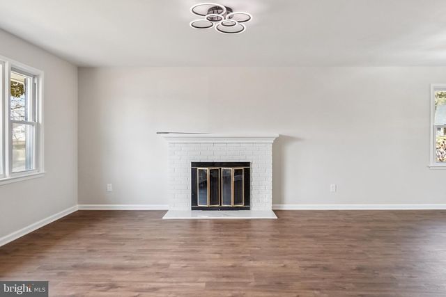 6301 JULIAN ST, Springfield, VA 22150