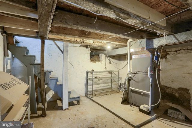 801 N MOUNTAIN RD, Harrisburg, PA 17112