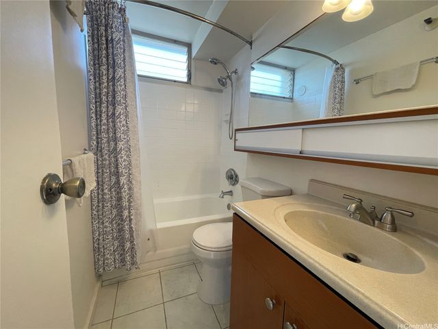 1060 Kamehameha Highway 3306B, Pearl City, HI 96782