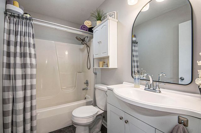 9293 76th Avenue, Hudsonville, MI 49426