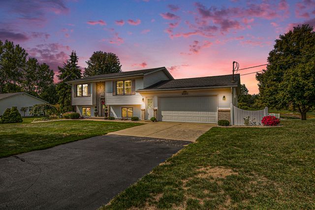 9293 76th Avenue, Hudsonville, MI 49426