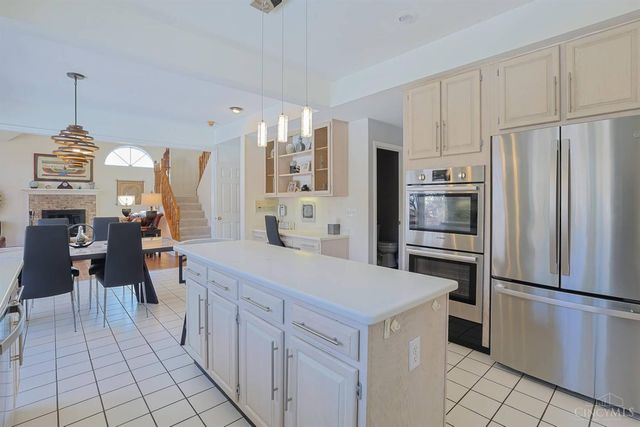 11108 Huntwicke Place, Blue Ash, OH 45241