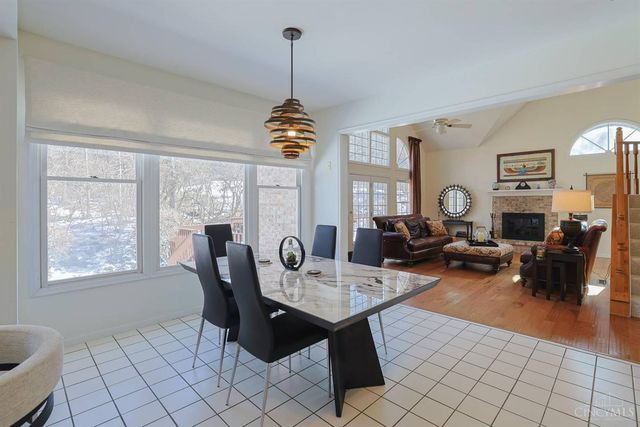 11108 Huntwicke Place, Blue Ash, OH 45241