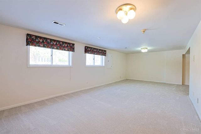 11108 Huntwicke Place, Blue Ash, OH 45241