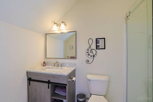 11108 Huntwicke Place, Blue Ash, OH 45241