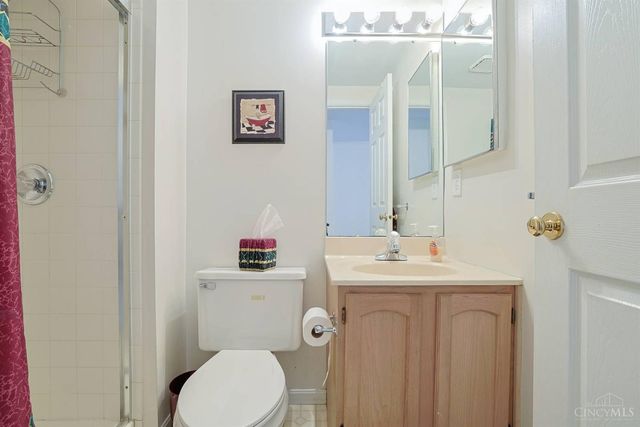 11108 Huntwicke Place, Blue Ash, OH 45241