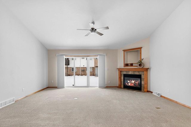 821 KILLARNY TRAIL, De Pere, WI 54115