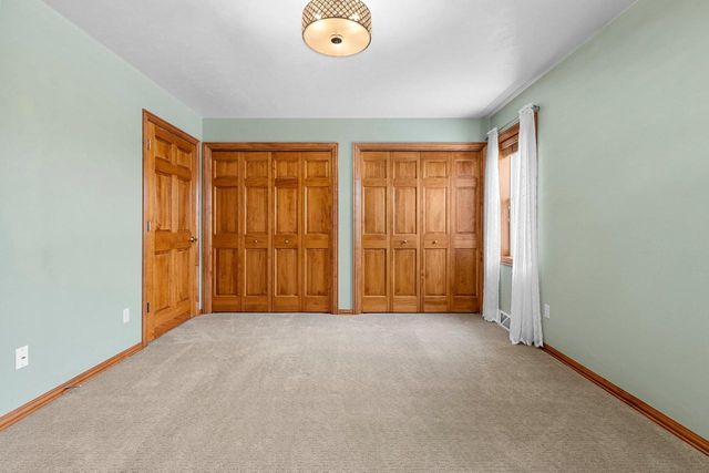 821 KILLARNY TRAIL, De Pere, WI 54115