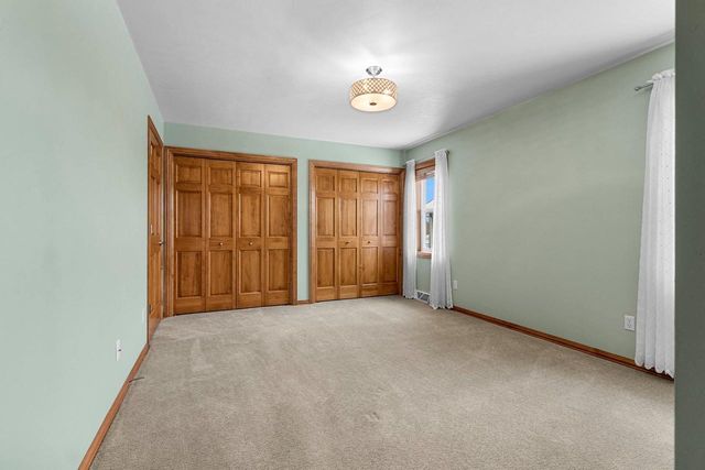 821 KILLARNY TRAIL, De Pere, WI 54115