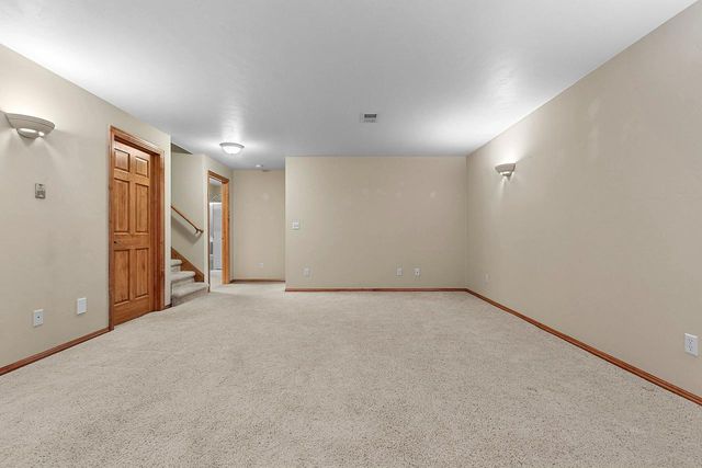 821 KILLARNY TRAIL, De Pere, WI 54115