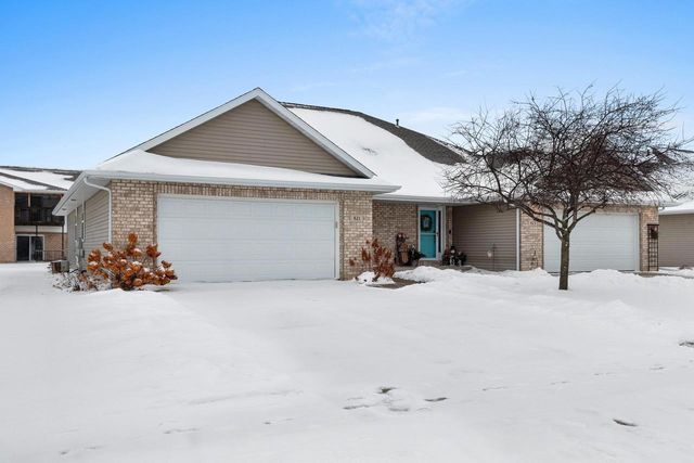 821 KILLARNY TRAIL, De Pere, WI 54115