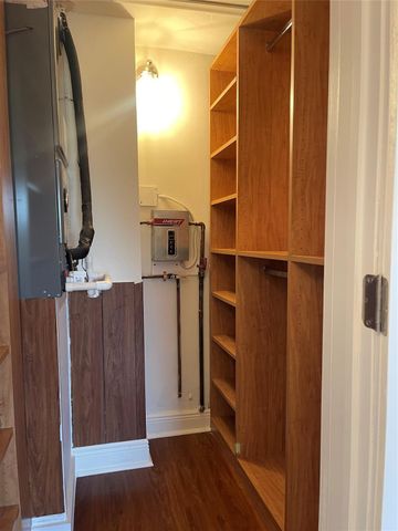 2901 NE 51st St 10, Fort Lauderdale, FL 33308