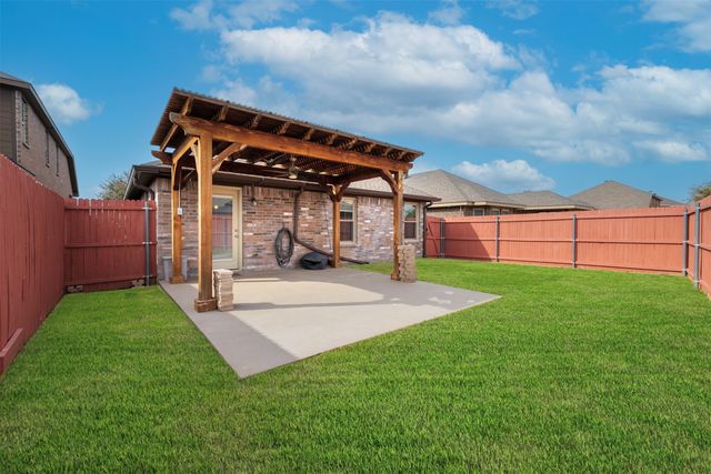 5505 Thunder Bay Drive, Fort Worth, TX 76119