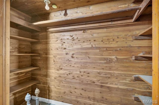 4163 Walsh Street, St Louis, MO 63116