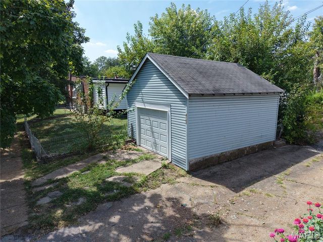 4163 Walsh Street, St Louis, MO 63116