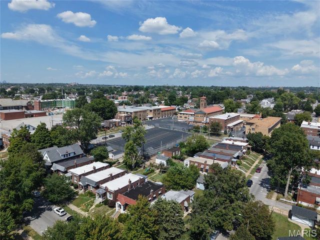 4163 Walsh Street, St Louis, MO 63116