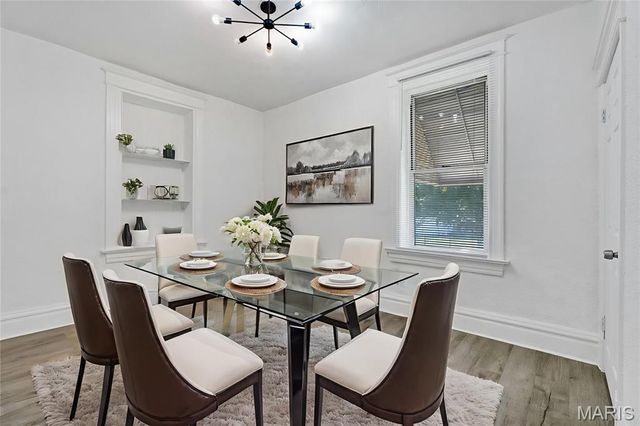 4163 Walsh Street, St Louis, MO 63116