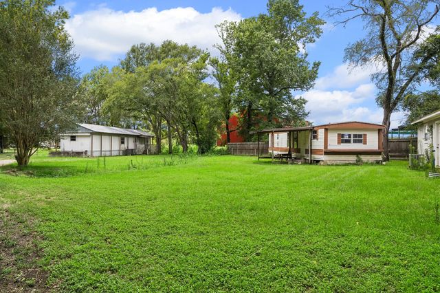 25452 Ipes Road, Splendora, TX 77372