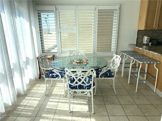 1319 Seal Way, Seal Beach, CA 90740